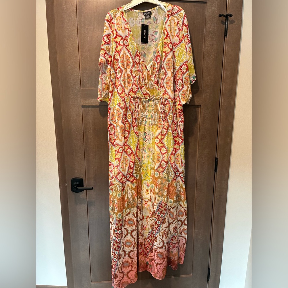 City Chic Vibrant Patterned Maxi Dress